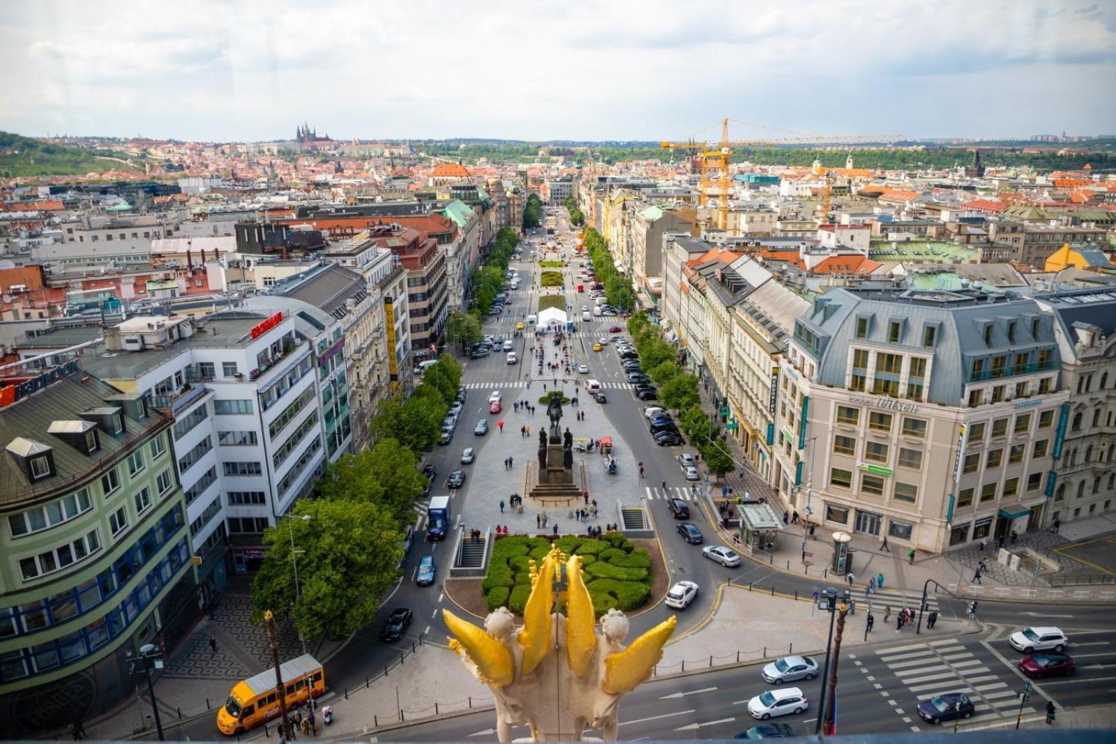 Wenceslas Square Apartment 150 M2 Прага Екстериор снимка