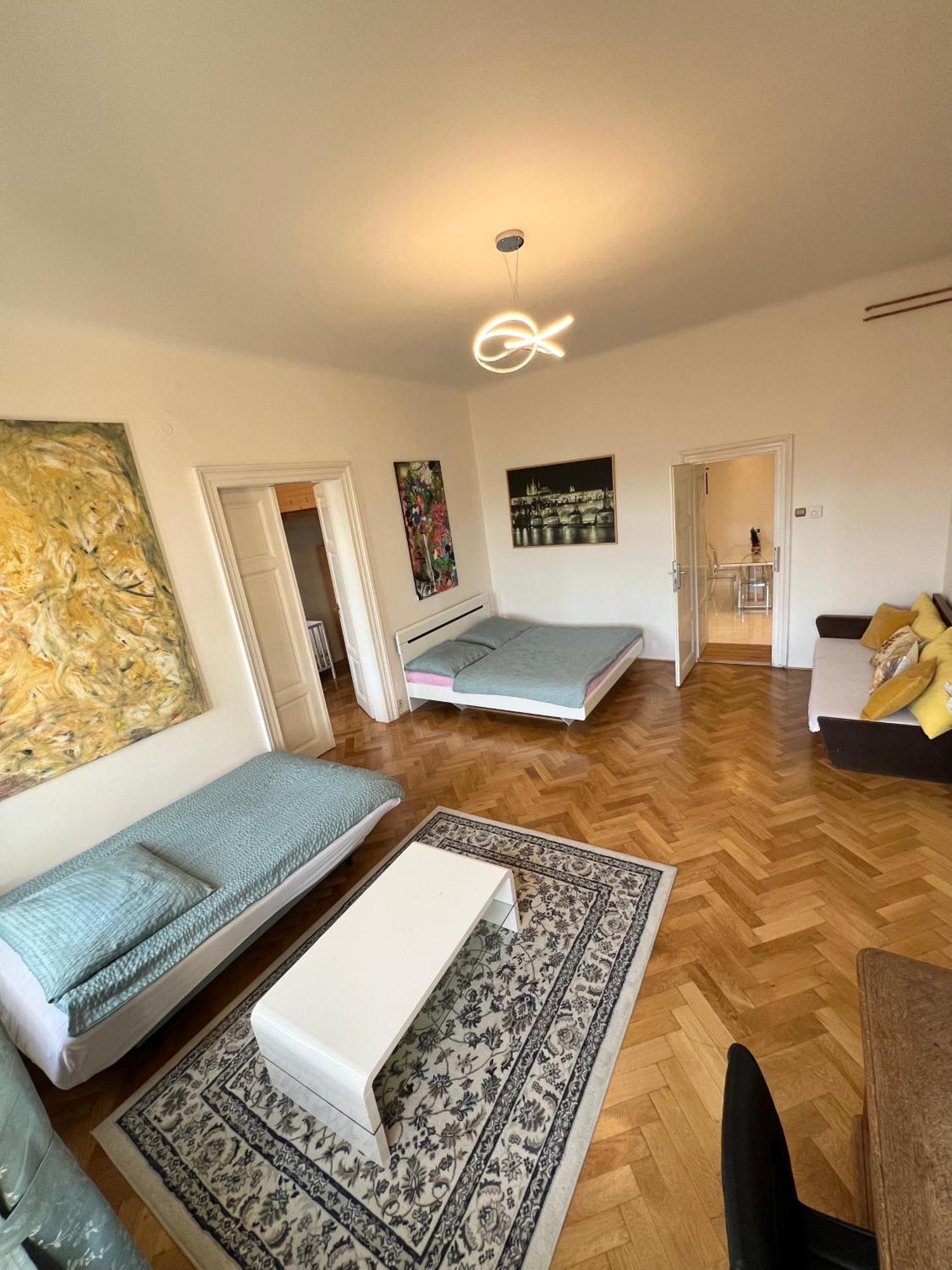 Wenceslas Square Apartment 150 M2 Прага Екстериор снимка