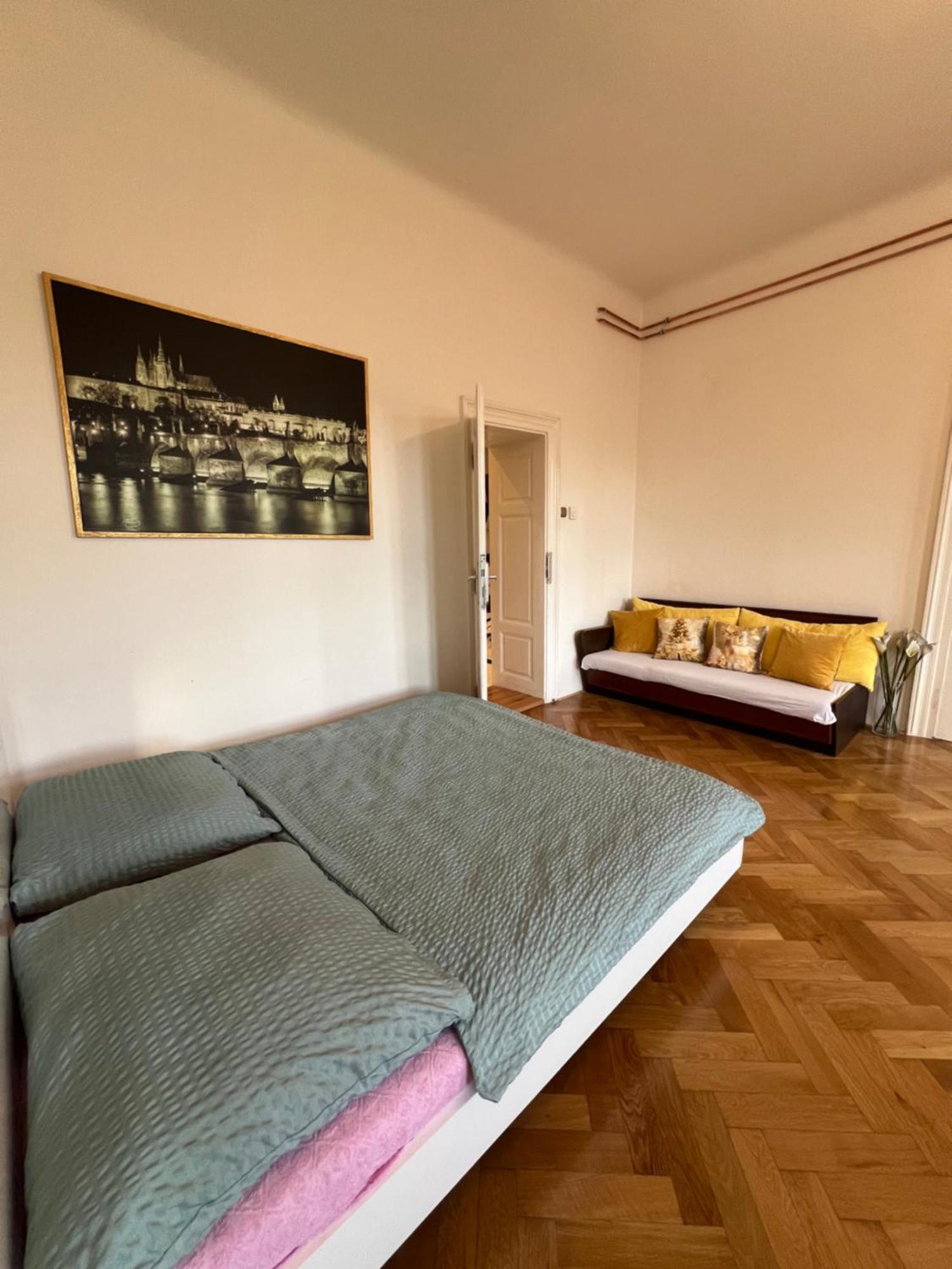 Wenceslas Square Apartment 150 M2 Прага Екстериор снимка
