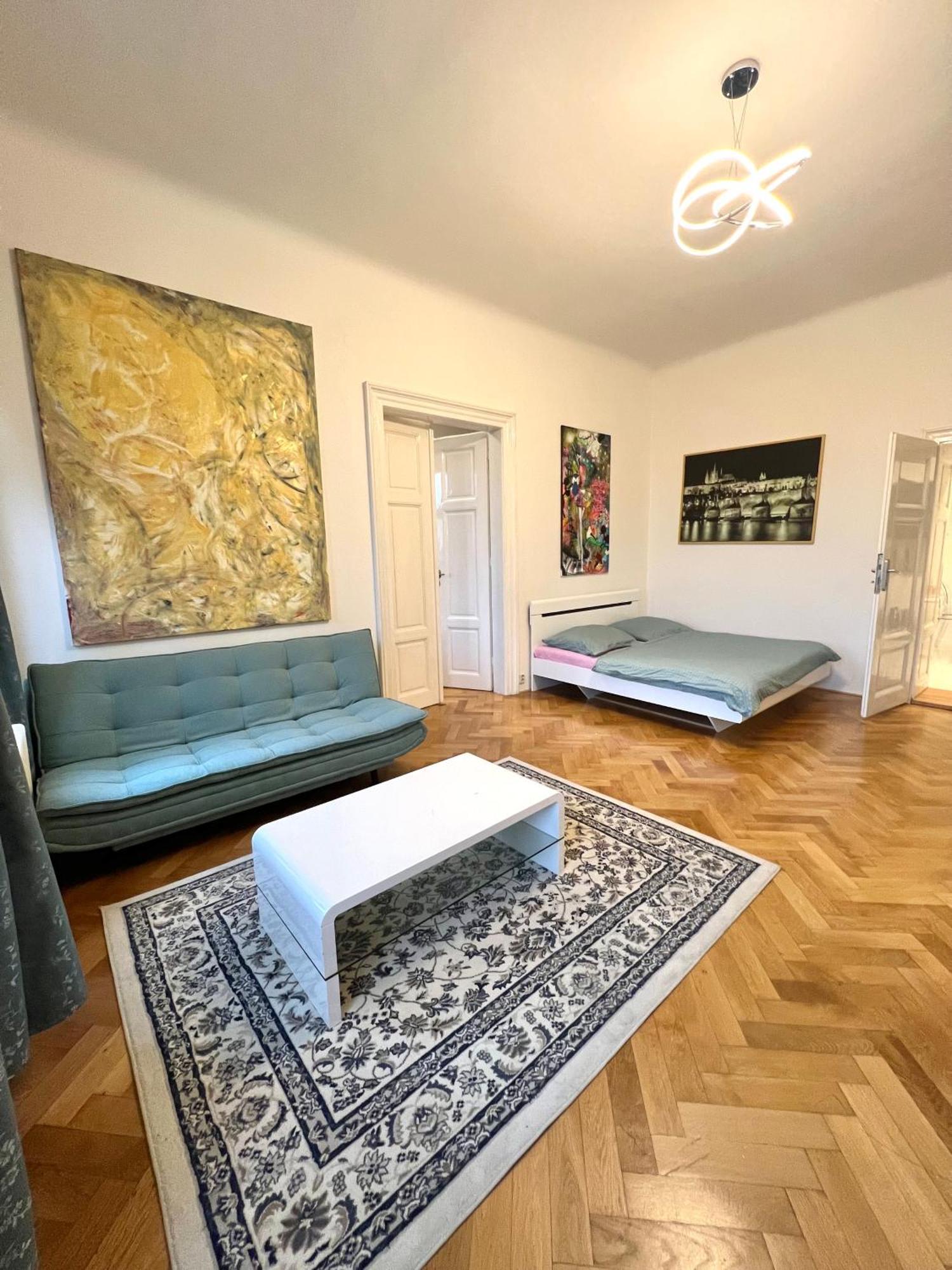 Wenceslas Square Apartment 150 M2 Прага Екстериор снимка