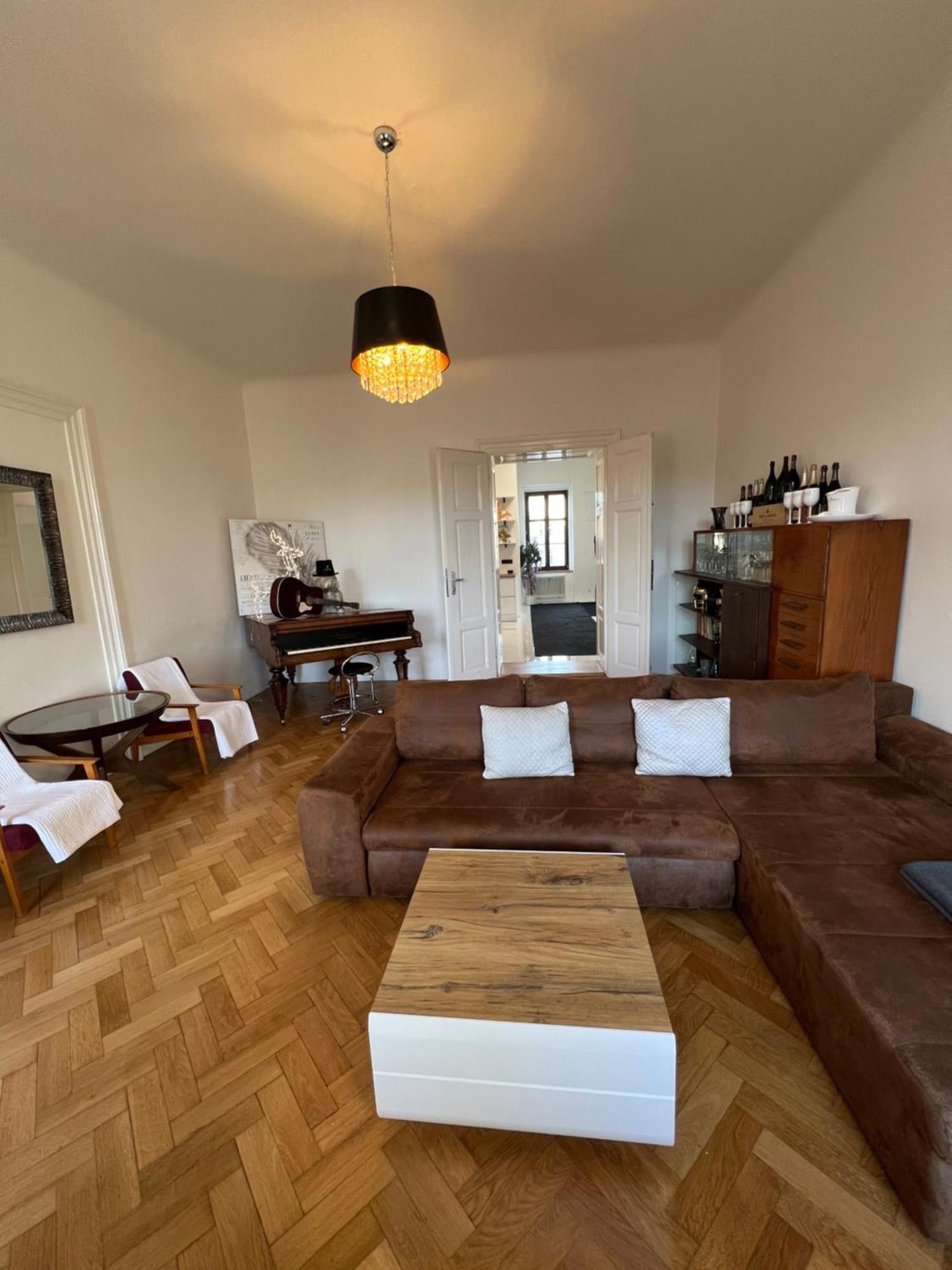 Wenceslas Square Apartment 150 M2 Прага Екстериор снимка